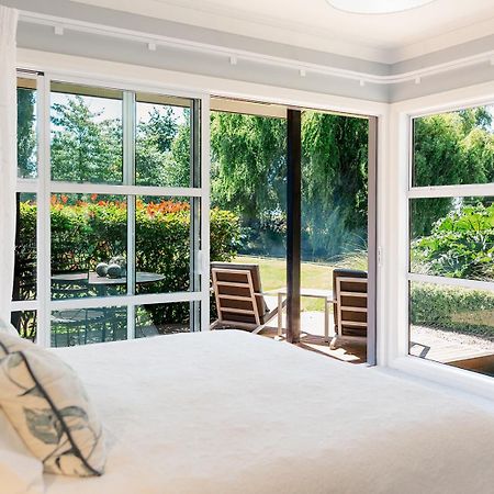 Revive On Oakview Boutique Beauty And Accommodation Ashburton Exterior foto