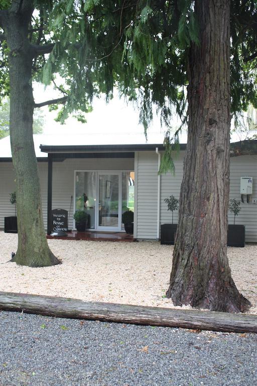 Revive On Oakview Boutique Beauty And Accommodation Ashburton Exterior foto