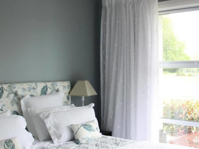 Revive On Oakview Boutique Beauty And Accommodation Ashburton Exterior foto